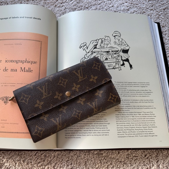 Authentic Louis Vuitton Monogram Portefeuille Sarah Long Wallet - Picture 2 of 16